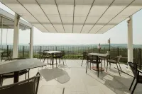 Palas Cerequio Hotels in La Morra