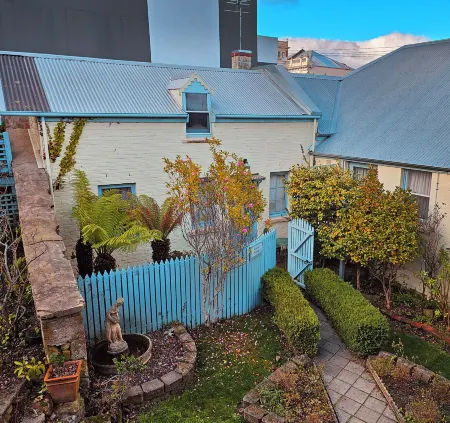 The Lodge on Elizabeth Boutique Hotel Отели в г. Glebe