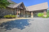Private Hot Tub, Community Perks! Big Canoe Escape - de charme