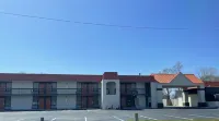 Dreamland Inn Hotels in Marion