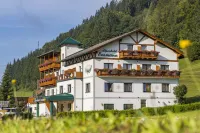 Alpenhotel Ensmann - С бассейном