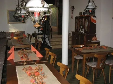 Gasthaus Zur Ölmühle Отели в г. Гюглинген