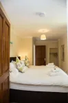Pendragon Country Cottages - Parking