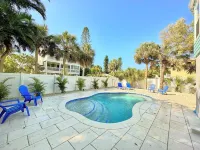Coquina Cottage 2 Bedroom Cottage by RedAwning - Condos