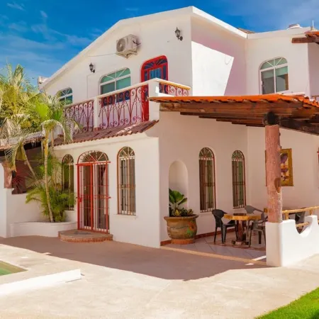 Hotel Rega Suites Guayabitos - Family & Kitchen
