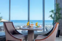 Waves Hotel