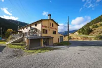Hotel Peretol - Mountain view