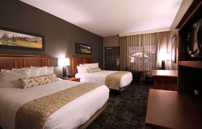 Casper C'mon Inn Hotel & Suites
