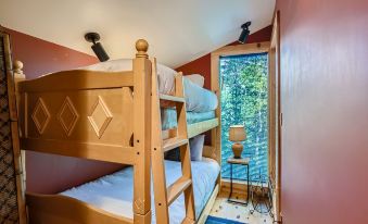 High Altitude Haven 3 Bedroom Home by RedAwning