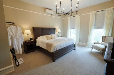 Mon Bijou Hotels in Delafield