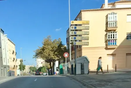 The station apartment Отели рядом с достопримечательностью «Херес»