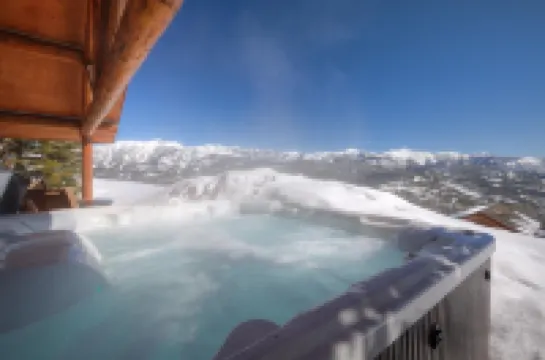 9 Cabin Hollow 2 Bedroom Home by Moonlight Basin Lodging