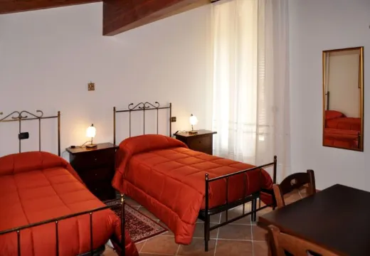 安蒂卡因特拉姆尼亞住宿加早餐旅館