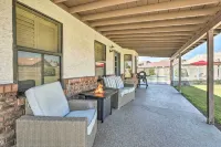 2 Mi to Dtwn Gilbert! Snowbird Escape w/ Pool - Homestays