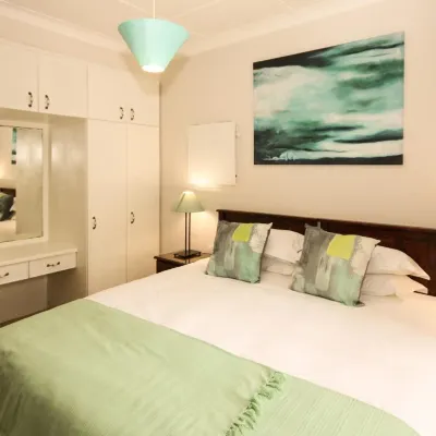 39 on Nile Guest House Hotels near Greenacres Shopping Centre