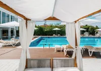 HR Resort - شاطئ