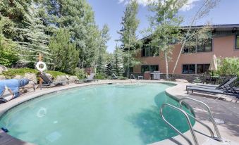 Snowmass Village Retreat Close to Slopes and Trails!
