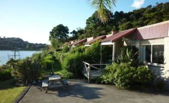 Harbour View Motel