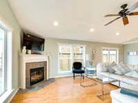 Beachfront Westport Home w/ Deck! Hotels in Grayland