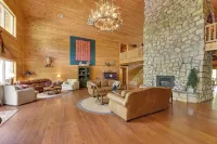 Fraziers Bottom Cabin on 800 Acres of Land w/ Lake - parking