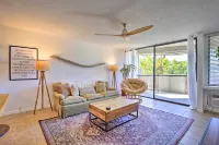 Big Island Condo w/ Pool Access: Walk to Beach!