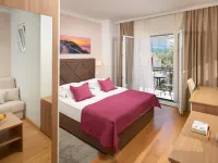 Hotel Fortuna โรงแรมในฮวาร์