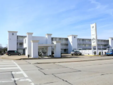 Oceans 2700 Hotels in Virginia Beach
