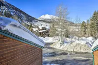 7 Mi to Ski: Waterfront Townhome in Frisco! - spa
