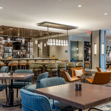 Cambria Hotel New Haven University Area Отели в г. Нью-Хейвен