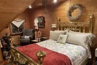 The Queen, A Victorian Bed & Breakfast