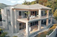 Moulin Kann Villas Hotels near Anse Intendance