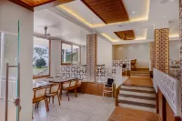 Le Montfort Resort Отели в г. Pallivasal