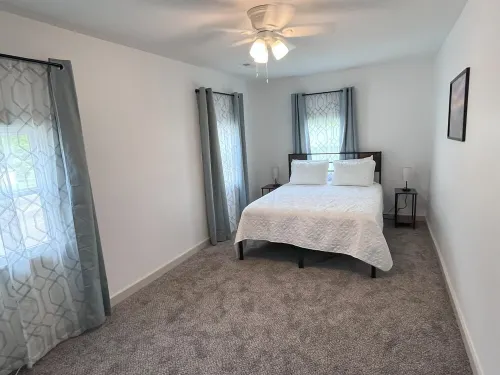 Tranquil 3-bedroom house in Lenoir City.