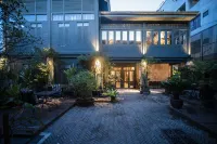 Baan Tuk Din Hotel Các khách sạn ở Đường Khaosan