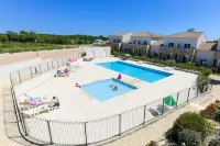 Terres de France - Résidence les Hauts du Maquis - Pools