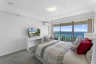 Tranquil 2 Bedroom on Burleigh Headland