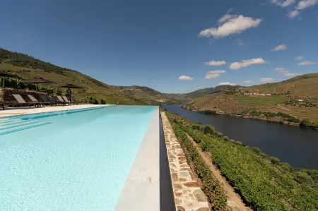Quinta de Sao Luiz the Vine House Отели в г. Табуасу