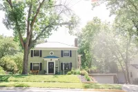 Spacious 5-Bedroom House in Peaceful Ames Neighborhood Just Steps from Campus.