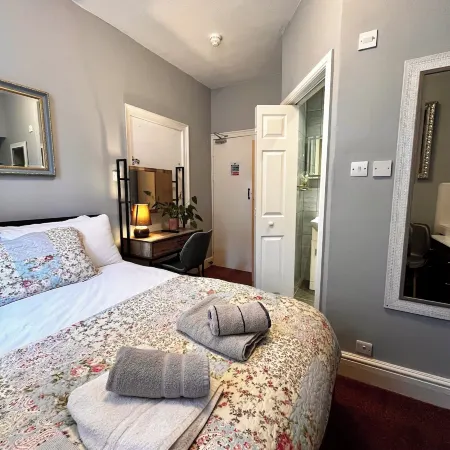 Relax Inn Guest House