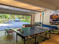 Mountain Hideout by AvantStay Hotels in Penn Forest Township