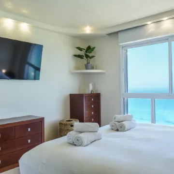 Netanya Panoramic Sea-View 4BR Apt