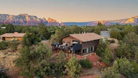 Roca Roja by AvantStay Mountain Views in the Heart of Sedona