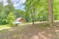 Pet-Friendly Murphy Home Grilling Deck and Fire Pit - Parkplatz
