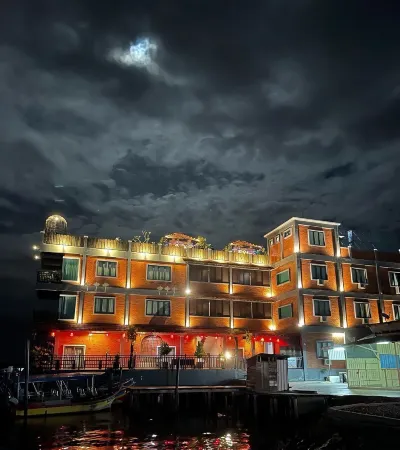 Capital O 91170 Kurau Bay Hotel