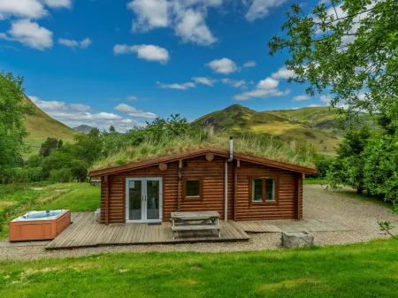 Cragdhu Log Cabin Отели в г. Блэргори энд Ратрей