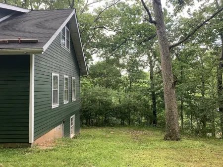 3-bedroom vacation home just 20 minutes from Six Flags St. Louis Отели в г. Мерамек Тауншип