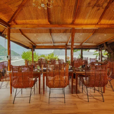 Lihim Resorts