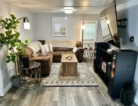 Freshly Renovated 2 Bed 1.5 Bath near Downtown Augusta Hotels in Augusta