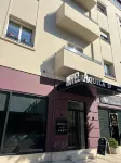 Hotel Aquila D Hotels near Muzeu i Dëshmorëve dhe Salla e Relikeve të Luftës