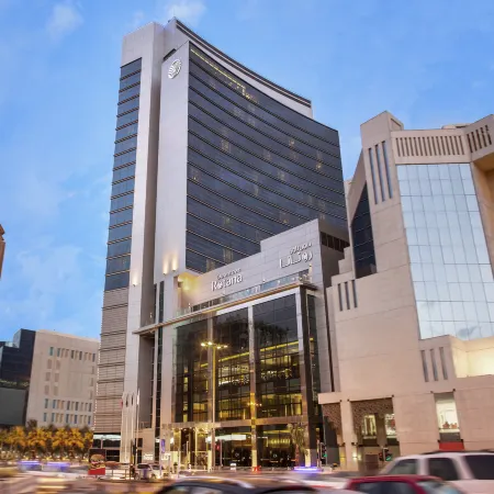 Downtown Rotana Отели рядом с достопримечательностью «Хура»